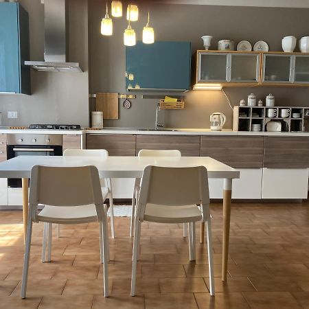 La Casa Di Garibaldi Apartman Borgomanero Kültér fotó