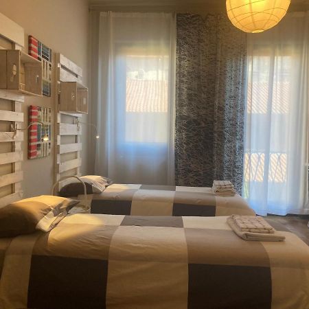 La Casa Di Garibaldi Apartman Borgomanero Kültér fotó