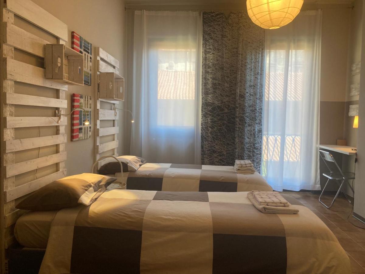 La Casa Di Garibaldi Apartman Borgomanero Kültér fotó